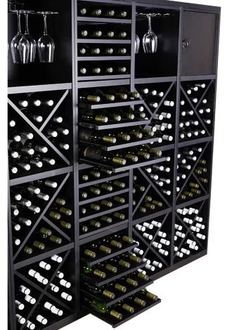 Composición realizada con modelos de la Serie Merlot-2025